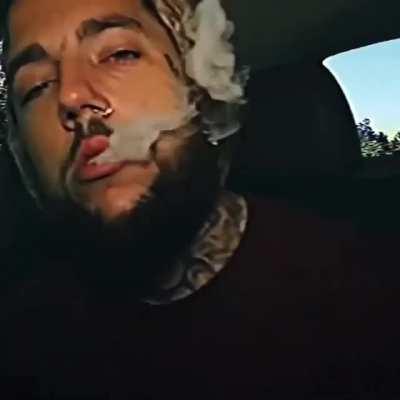 Does anyone know the name of this song?