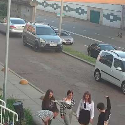 Trash can against two scumbags