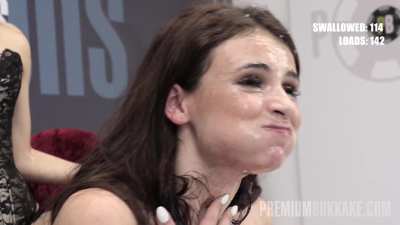 Some fashion models have special skills