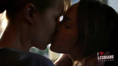 Hightown: Monica Raymund & Gia Crovatin (s01e04) *AI ENHANCED & NO MUSIC*