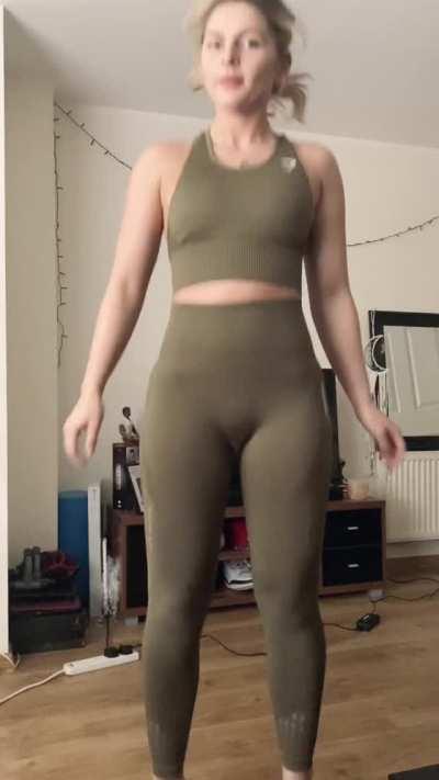 Which outfit is your favourite?.. mine is the last one 💓😊