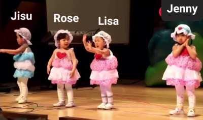 ColorColor unies's newest concert fancam. Girls ate and left no crumb 💅