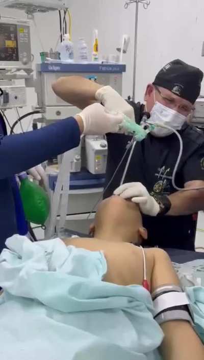 ¿Conoces gente que esconde el monito para no pagar los tamales?