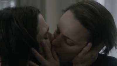 Rachel McAdams & Rachel Weisz in Disobedience (Open-Matte)