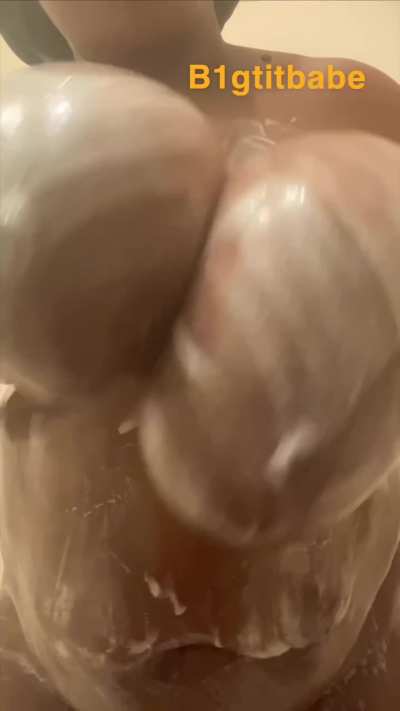 Come get in the shower with me 💦