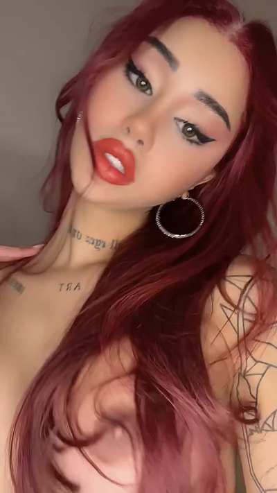 Do the straight guys think I’m cute? 🍆