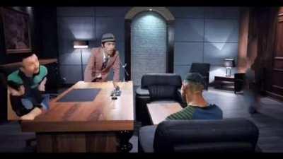 Gelmiş_geçmiş_en_iyi_komedyen_Hiko_babayı_ve_Aykut_Elması_dövüyor_mp4