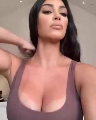 Huge Tits