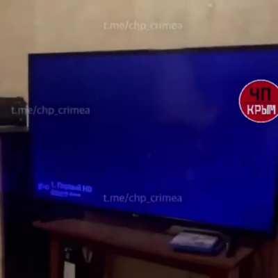 Occupied Crimea TV was hacked, all channels showed a speech from Zelenskyy & Zaluzhnyi. The name of all channels was changed to “Putin Khuilo (Putin is a dick)