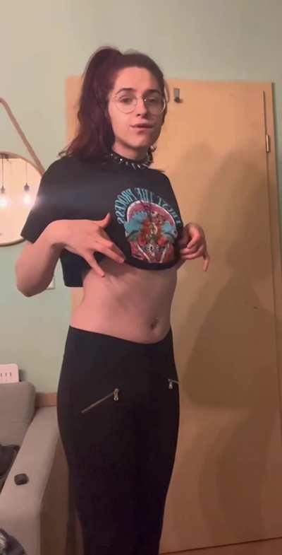 Would you date a tgirl who can make clothes disappear like this? 😜