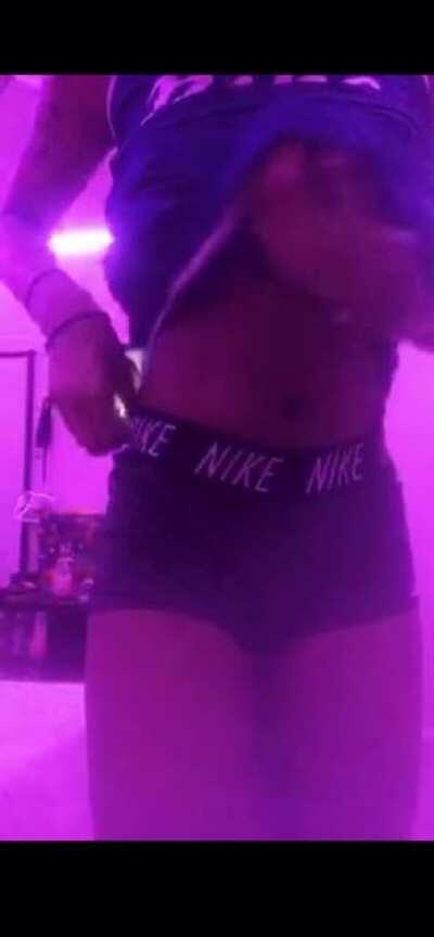 Is she a buttaface??