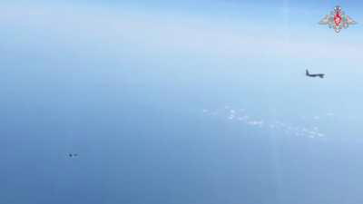 RU POV: Footage of British surveillance plane and 2 British Typhoon From Russian Su-27 prespective