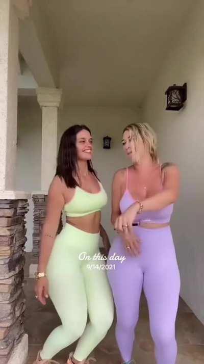 Throwback Nadia and her sexy ass sister 😍