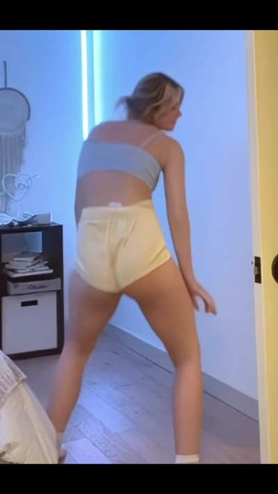 Faith Ordway (@FaithOrdway)