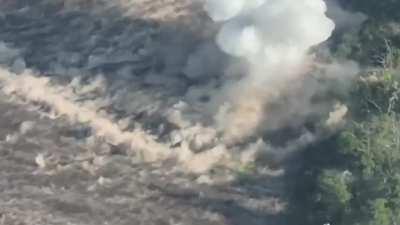 Ukrainian HIMARS M30A1 Tungsten balls from hell destroy Russian BM-21 Grad