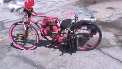 Bicycle owner installs 3 train horns.