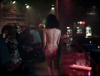 Mary Steenburgen in 'Melvin and Howard' - open matte, you see her FFN