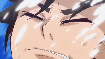 Lost her Bikini top [Yuragi-sou no Yuuna-san]