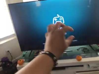 Xbox wont turn on again,was playing game and it turned off