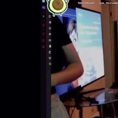 Rowan weaver (thug shake) nice tit bounce