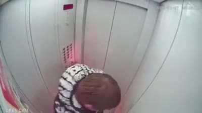 man almost burned himself to death in an elevator