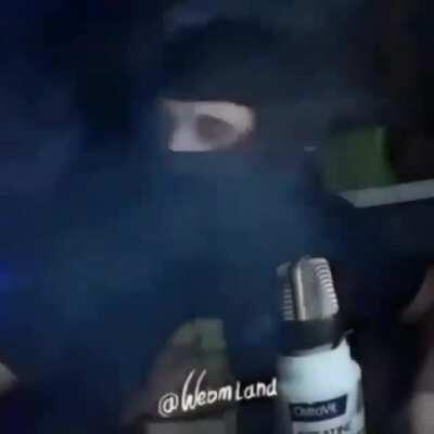 Rusos tenían que ser.