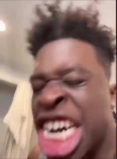 I put trunks’s ost over Gemini screaming still don’t know why I did it