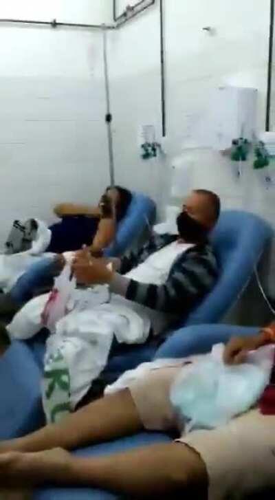 IMAGENS FORTES: 93% de lotação nas UTIs, Brasília tem cenário de guerra. Hospital de Ceilândia, Março/2021.