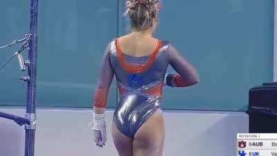 Auburn’s Piper Smith 🧡💙🤍🤸‍♀️