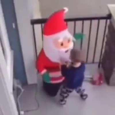 Maldito viejo pascuero espero que esta navidad no me falles con mi regalo