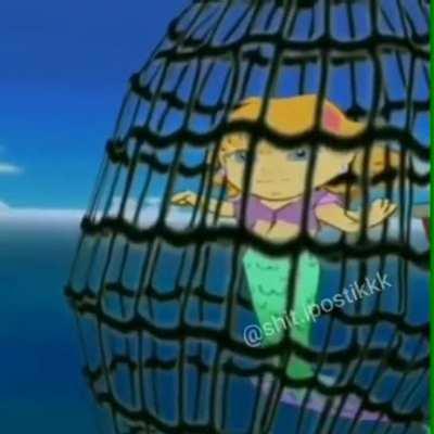 OLHA UMA PIRANHA! :D