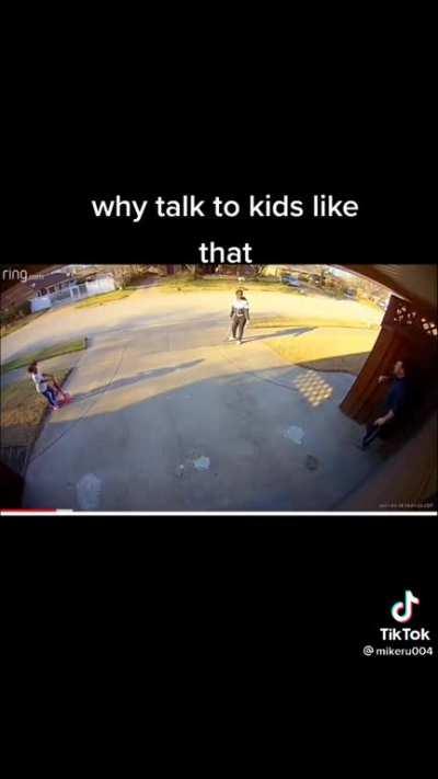 Little girl keeps trespassing guy’s property