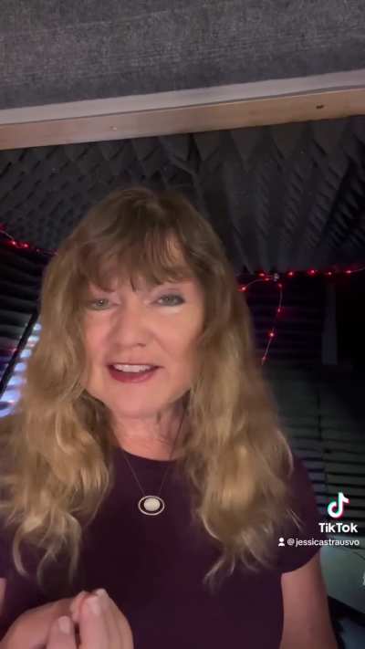 Voice-Actress of EVA (TibSun) Talks About Her Experience