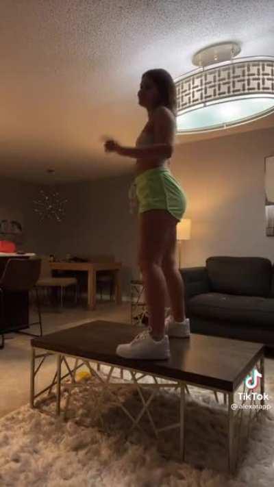 Table twerk