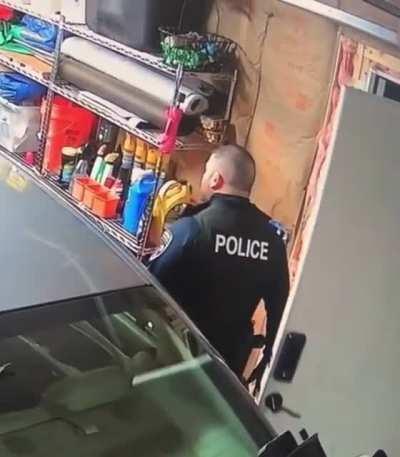 Police officer intentionally damages car with door while performing a search.