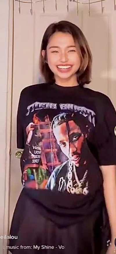 Hot Dance😉 (a deleted tiktok post)