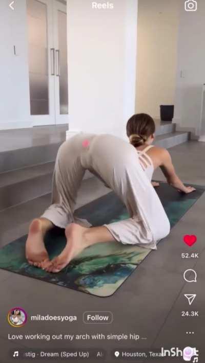 Thots going viral wearing Butt Plugs