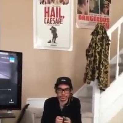 throwback to when uzi caught one of his associates leaking his music 😭