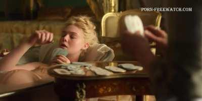 Elle Fanning Naked in bath 