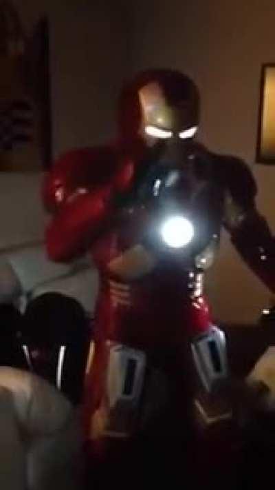 noooo ironman, no, por favooor Dx