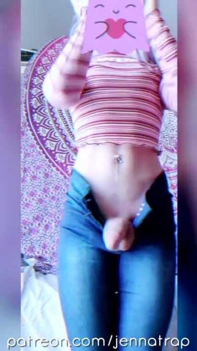 Denim bulge..! 🍆💜