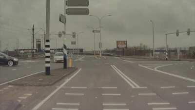 My M3-dashcam recorded this Model X-collision today….