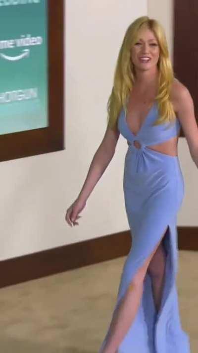 All smiles at the Shotgun Wedding premiere! 