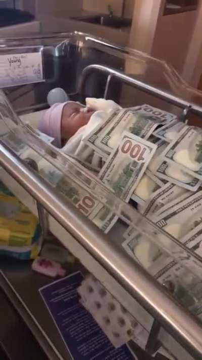 Man exposes newborn to germs because he wants to flex for social media.