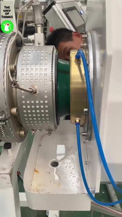 Production of agricultural irrigation pipes 