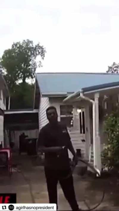 Solid police work right here 😒