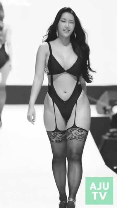 Ssun Biki - Mona china au naturel