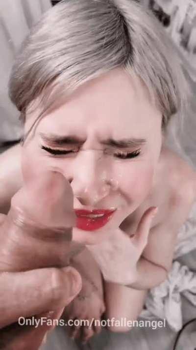 Eyes contact ... DREAM