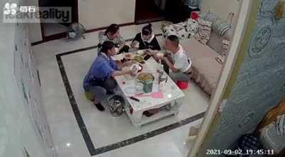 Lemme heat up the food