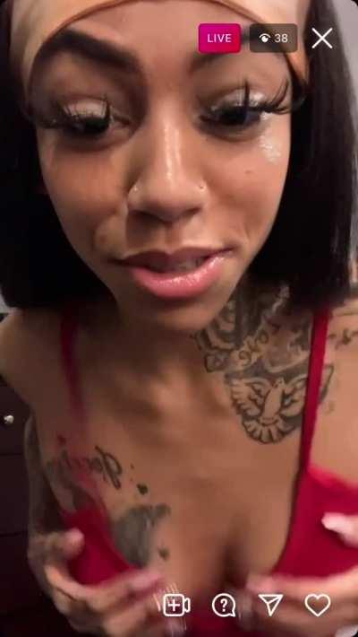 @therealfamoussjayy just made an OF